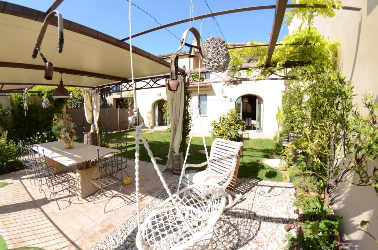 Al Colle Di Lari Vila Exterior foto