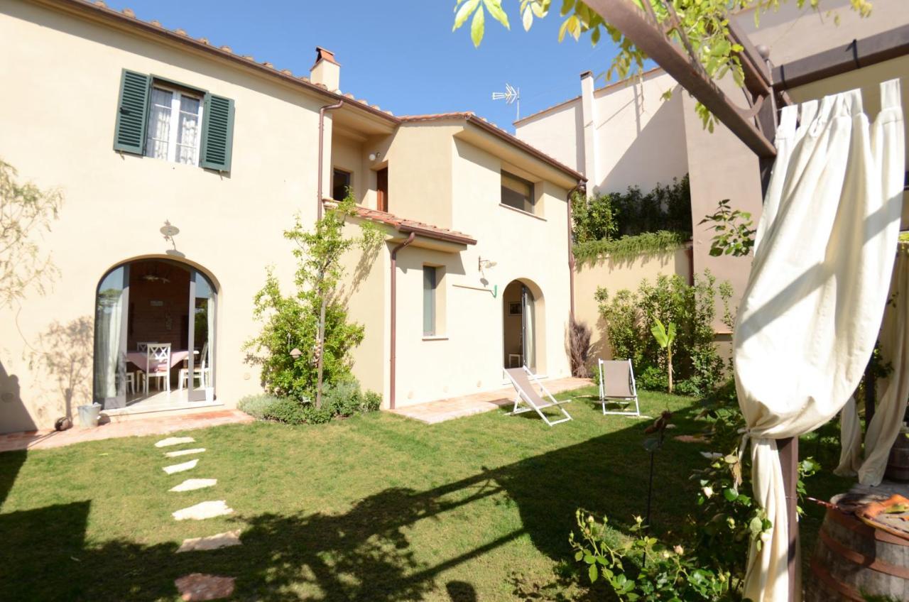 Al Colle Di Lari Vila Exterior foto