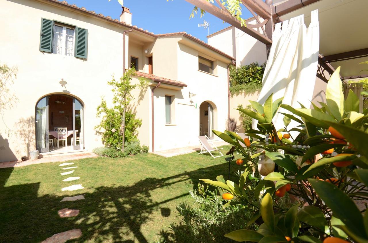 Al Colle Di Lari Vila Exterior foto