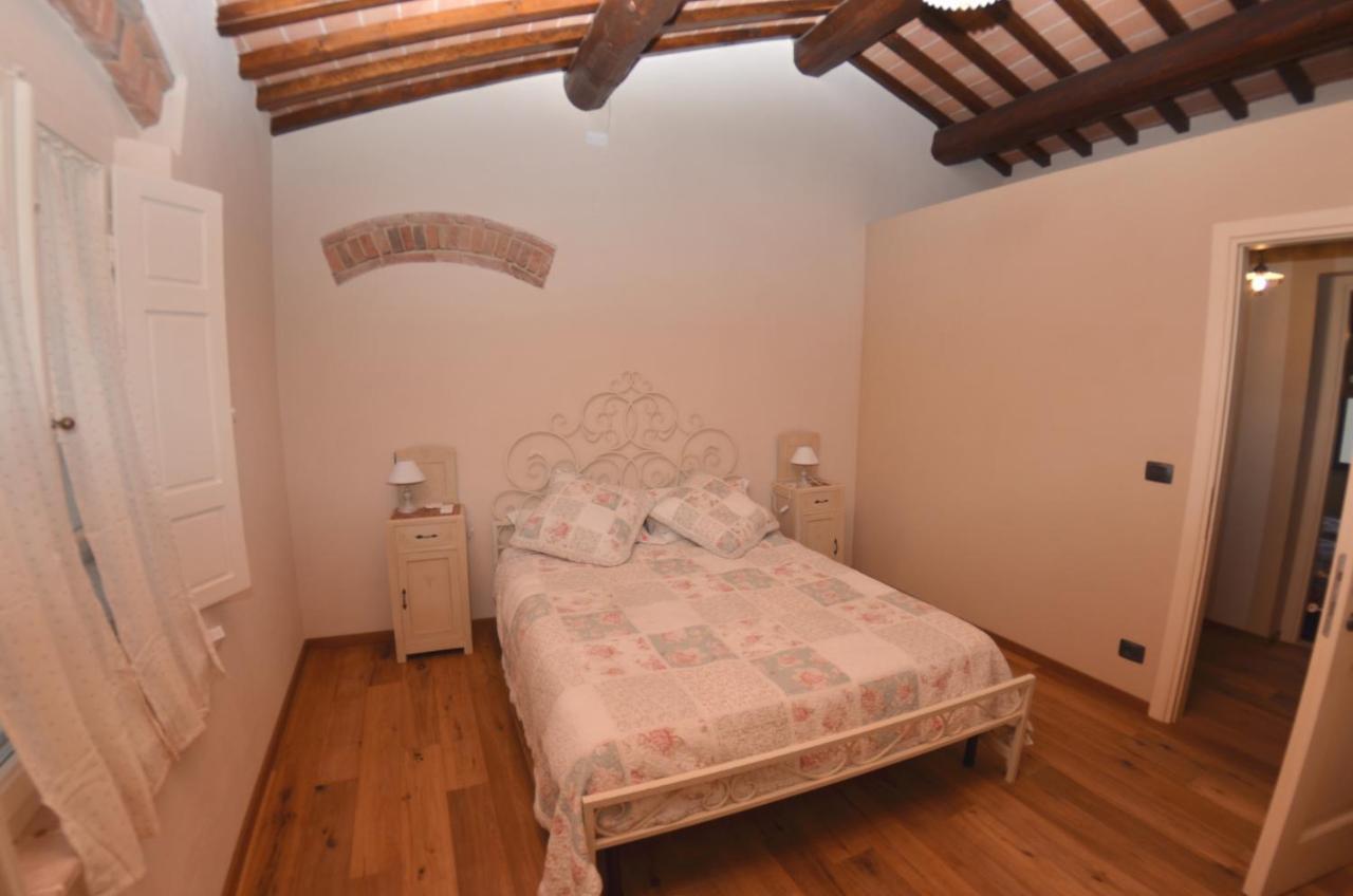 Al Colle Di Lari Vila Exterior foto